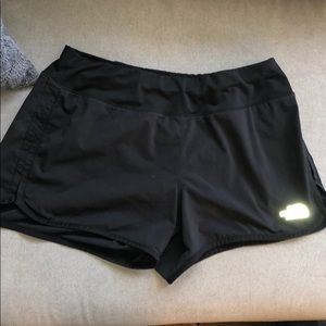 North face lightly worn black shorts